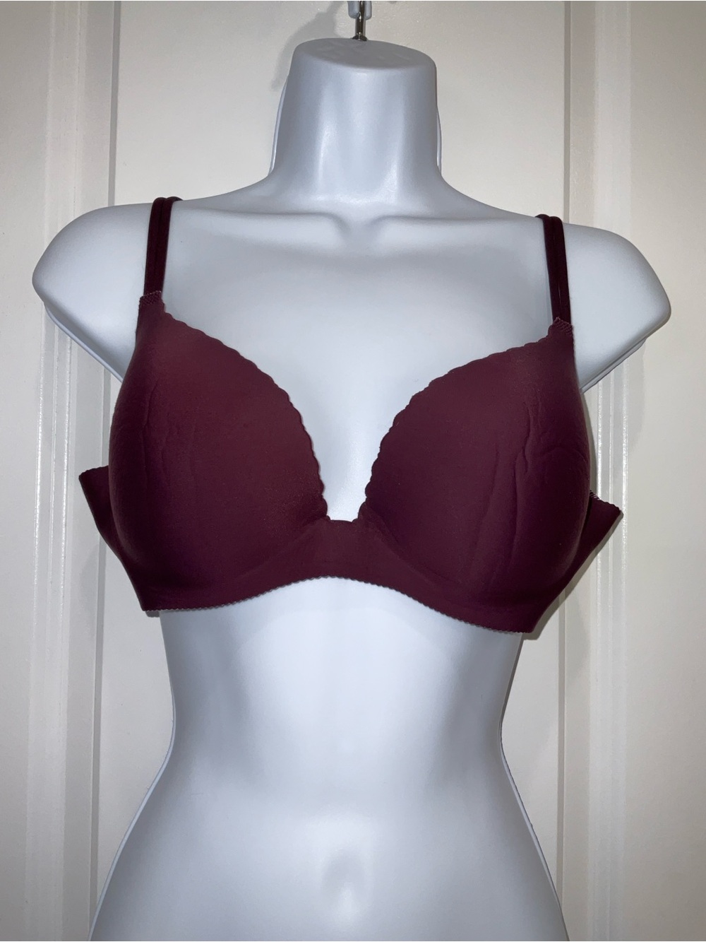 Victoria's Secret Angels Secret Embrace Push-Up Bra (36C; Plum Striped)